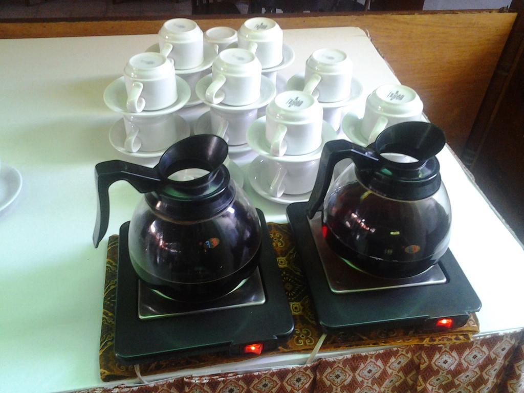 Istana Batik Ratna Hotell Yogyakarta Exteriör bild