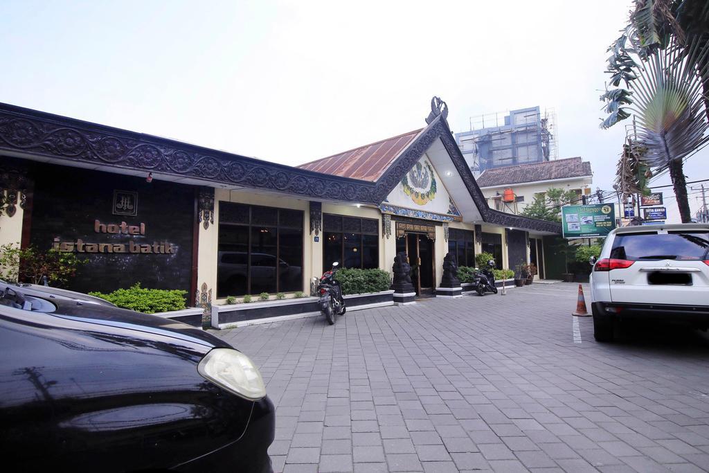 Istana Batik Ratna Hotell Yogyakarta Exteriör bild